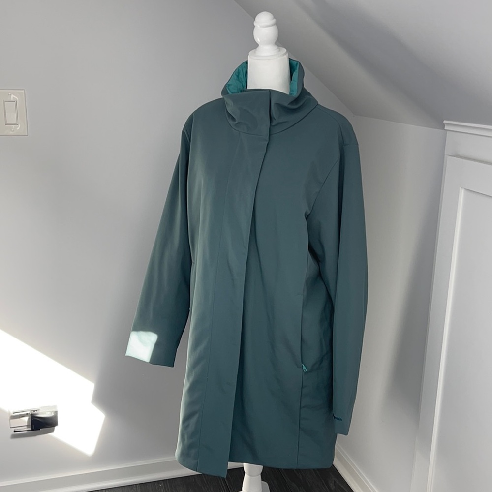 Patagonia Mid-Length Coat with Quilted Lining